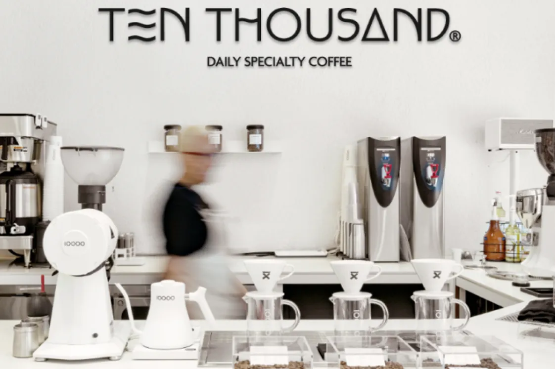 Image of the counter top of Ten Thousand Korean Cafe